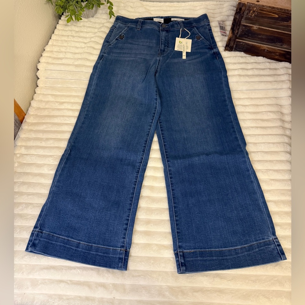Curve Appeal high rise wide leg crop jeans